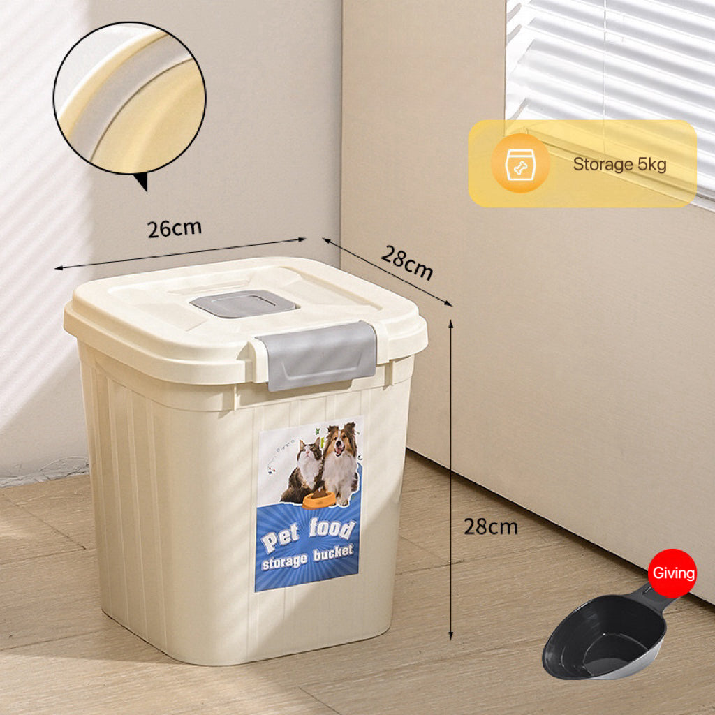 Pet food storage bucket