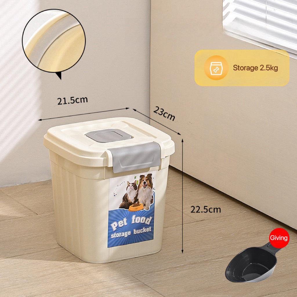 Pet food storage bucket
